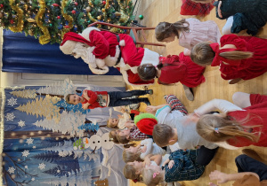 Wspólne kolędowanie z Mikołajem